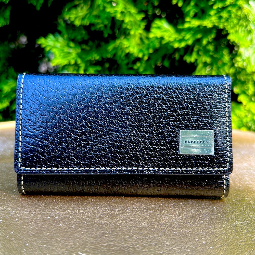 NWOT Burberry Key Case Holder 5 Rings